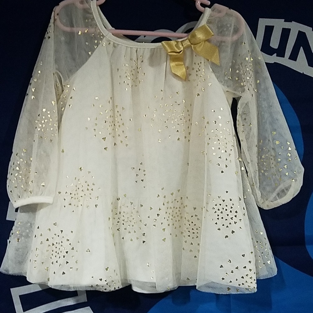 ❤Beautiful Top❤ - Picture 2 of 8